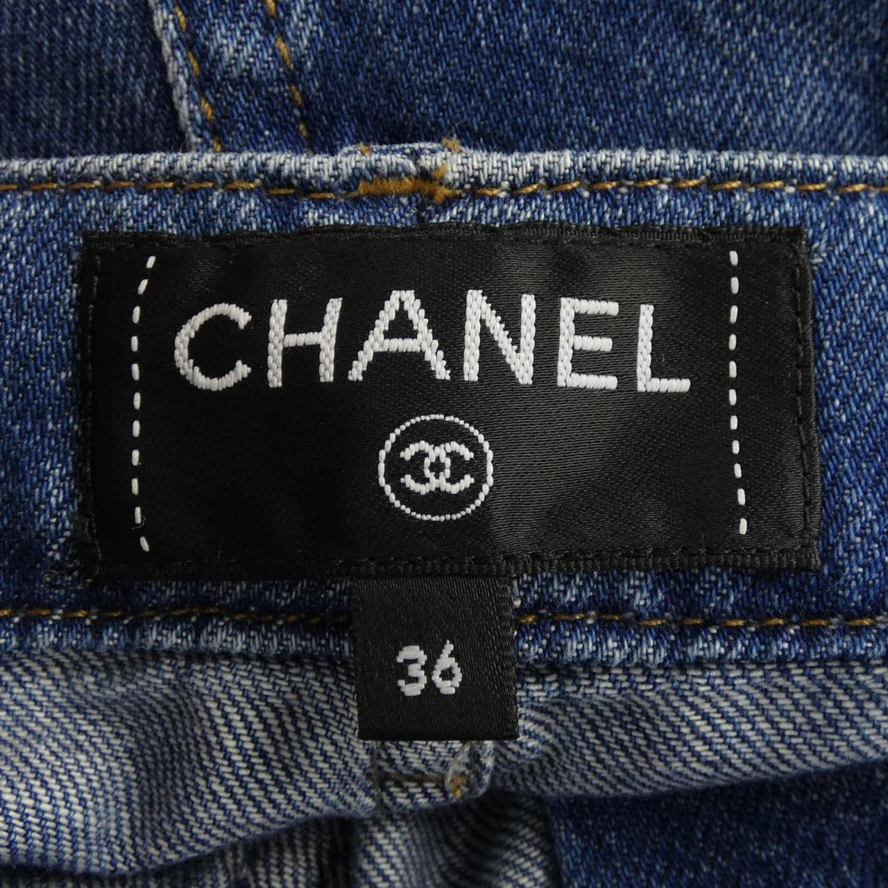 シャネル CHANEL LOOK13 P76748V68698 ジーンズ
