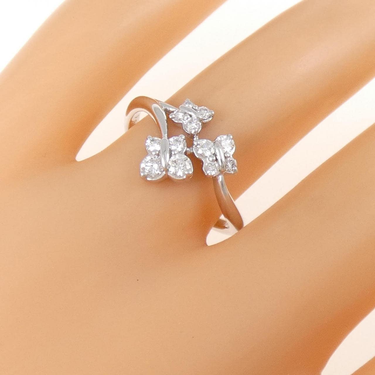 K18WG花朵鑽石戒指0.34CT