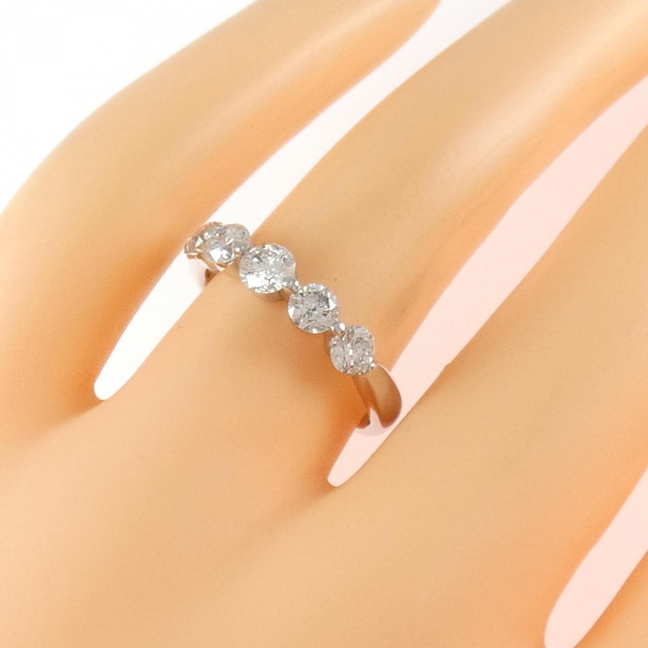 PT900 ダイヤモンド リング 1.00CT