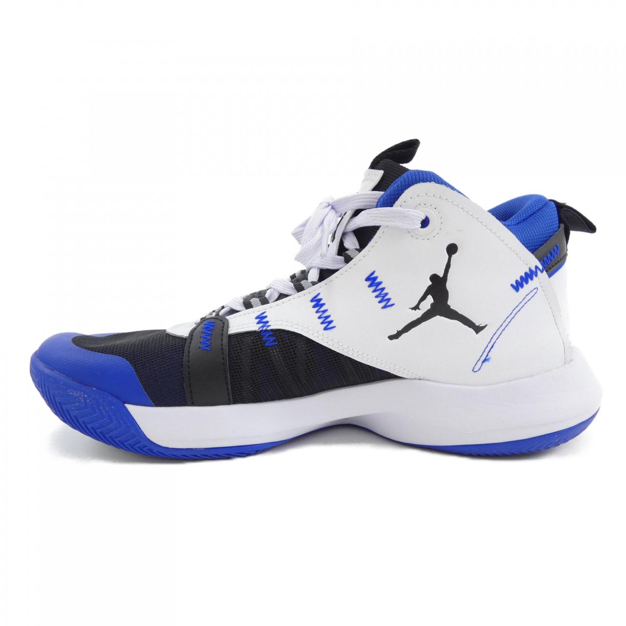 ナイキ ジョーダン NIKE JORDAN スニーカー
