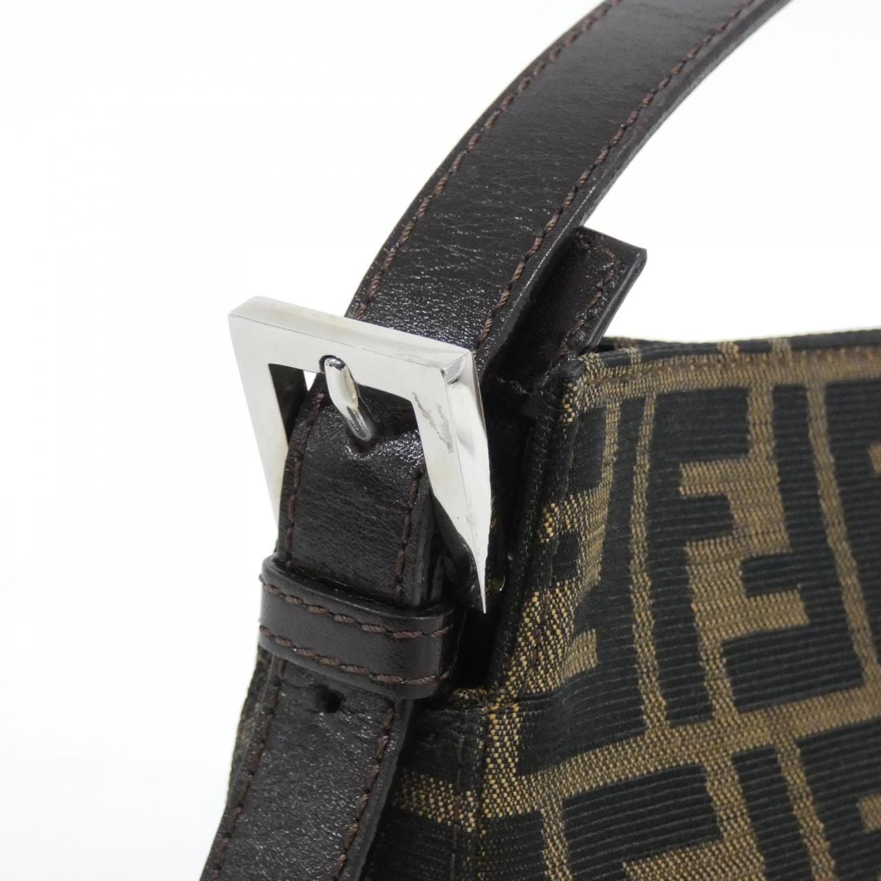 【ヴィンテージ】フェンディ 26566 ショルダーバッグ