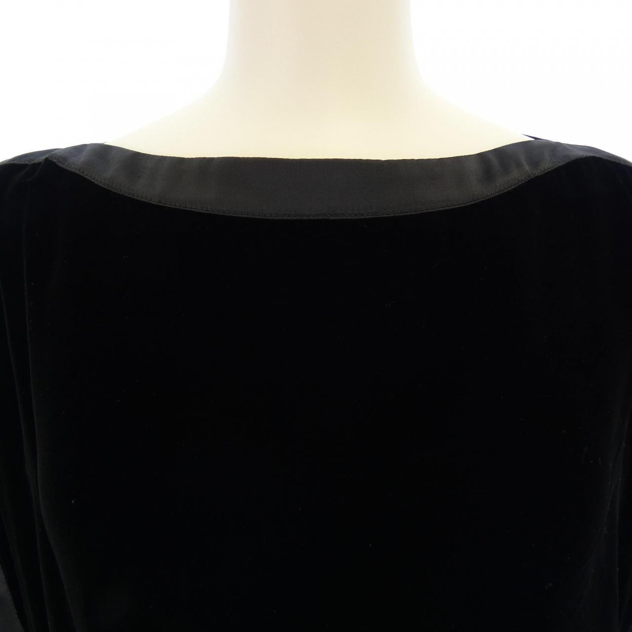 エンポリオアルマーニ EMPORIO ARMANI ワンピース