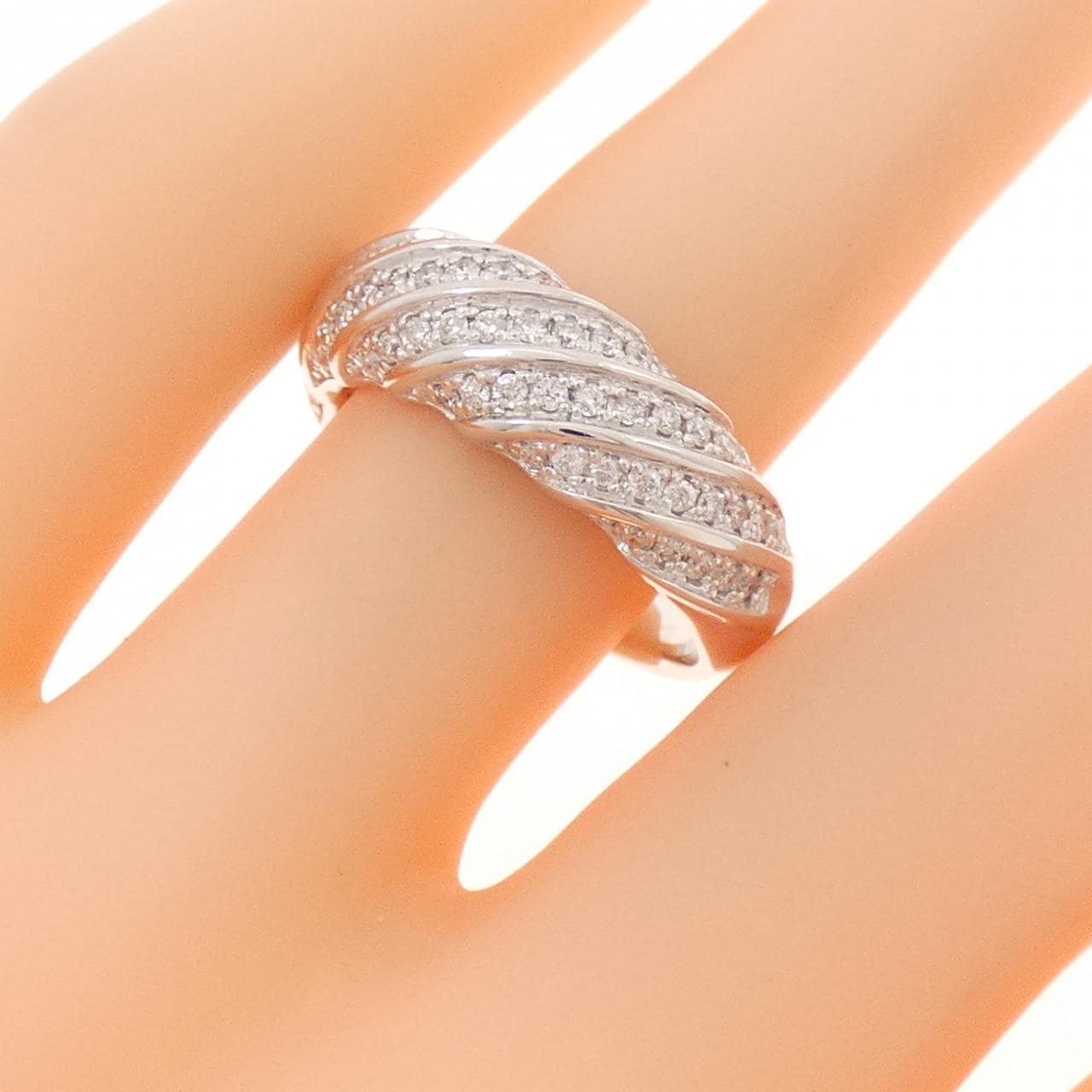 K18WG ダイヤモンド リング 0.45CT