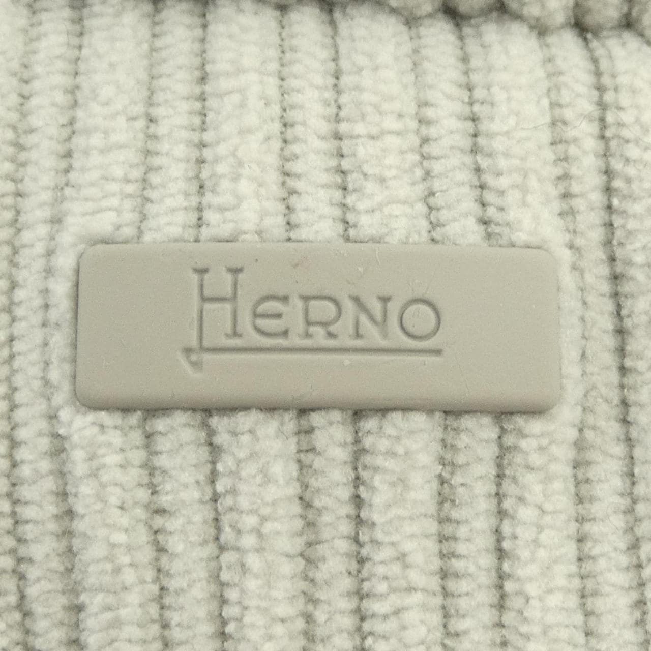 ヘルノ Herno PT00024UL パンツ