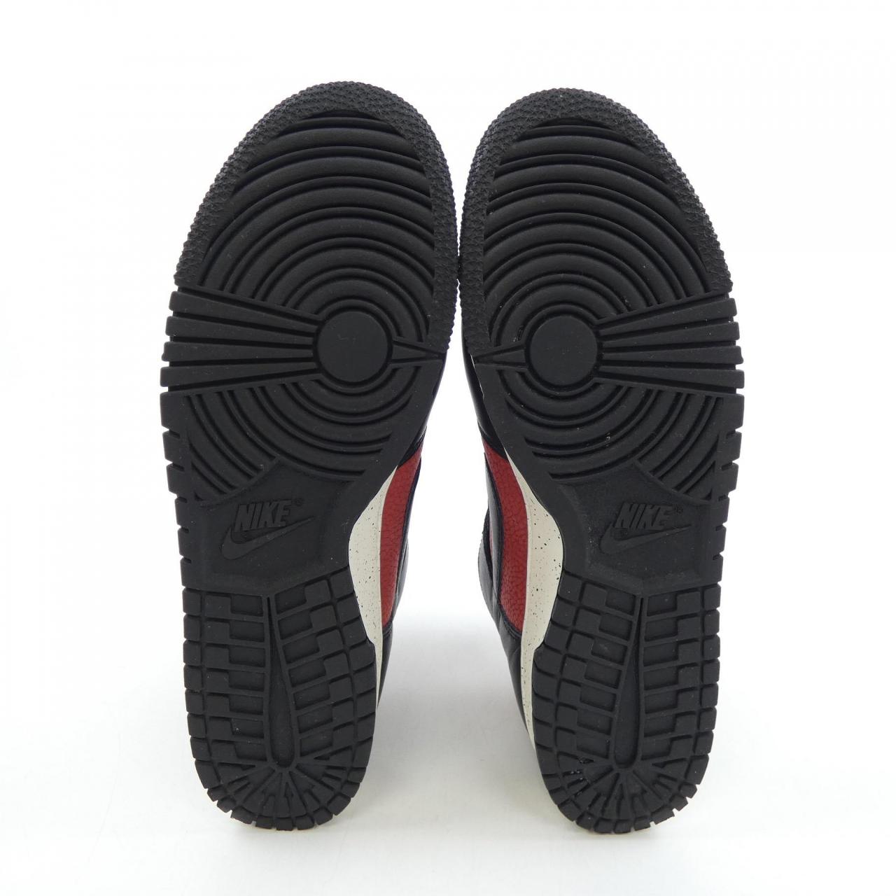 耐克NIKE运动鞋