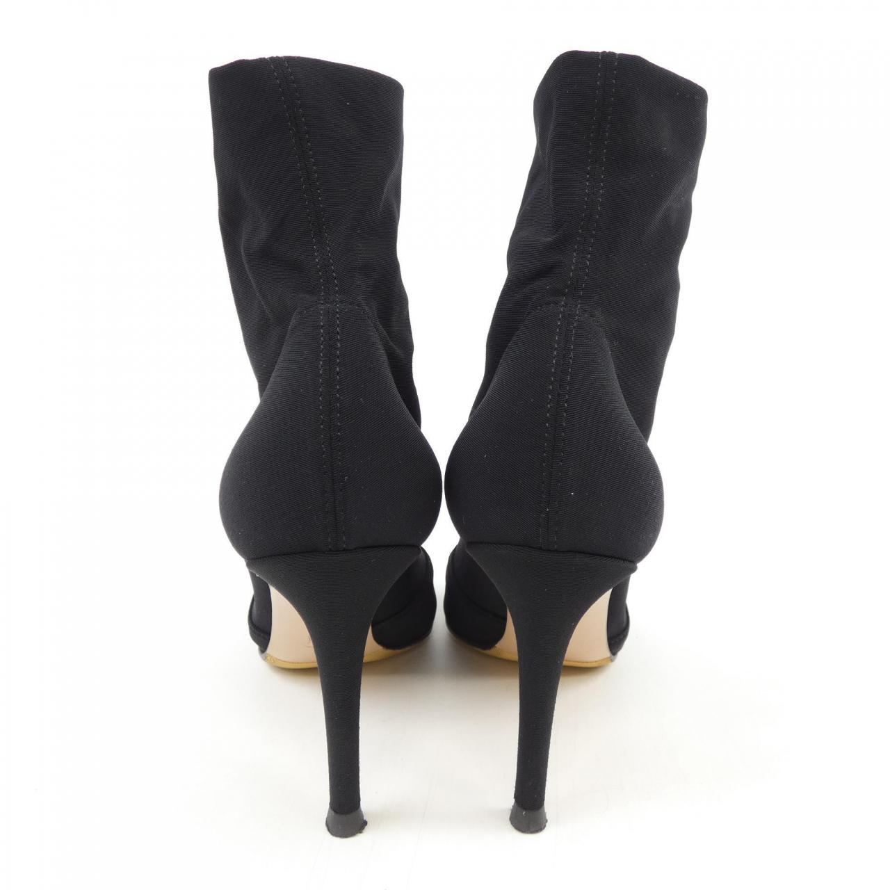 ジャンヴィトロッシ GIANVITO ROSSI ブーツ