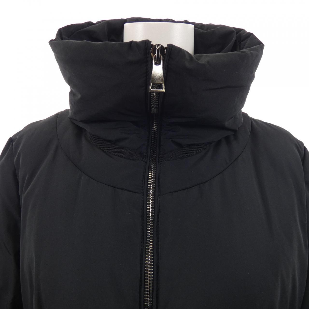 モンクレール MONCLER BEYNAC ダウンジャケット