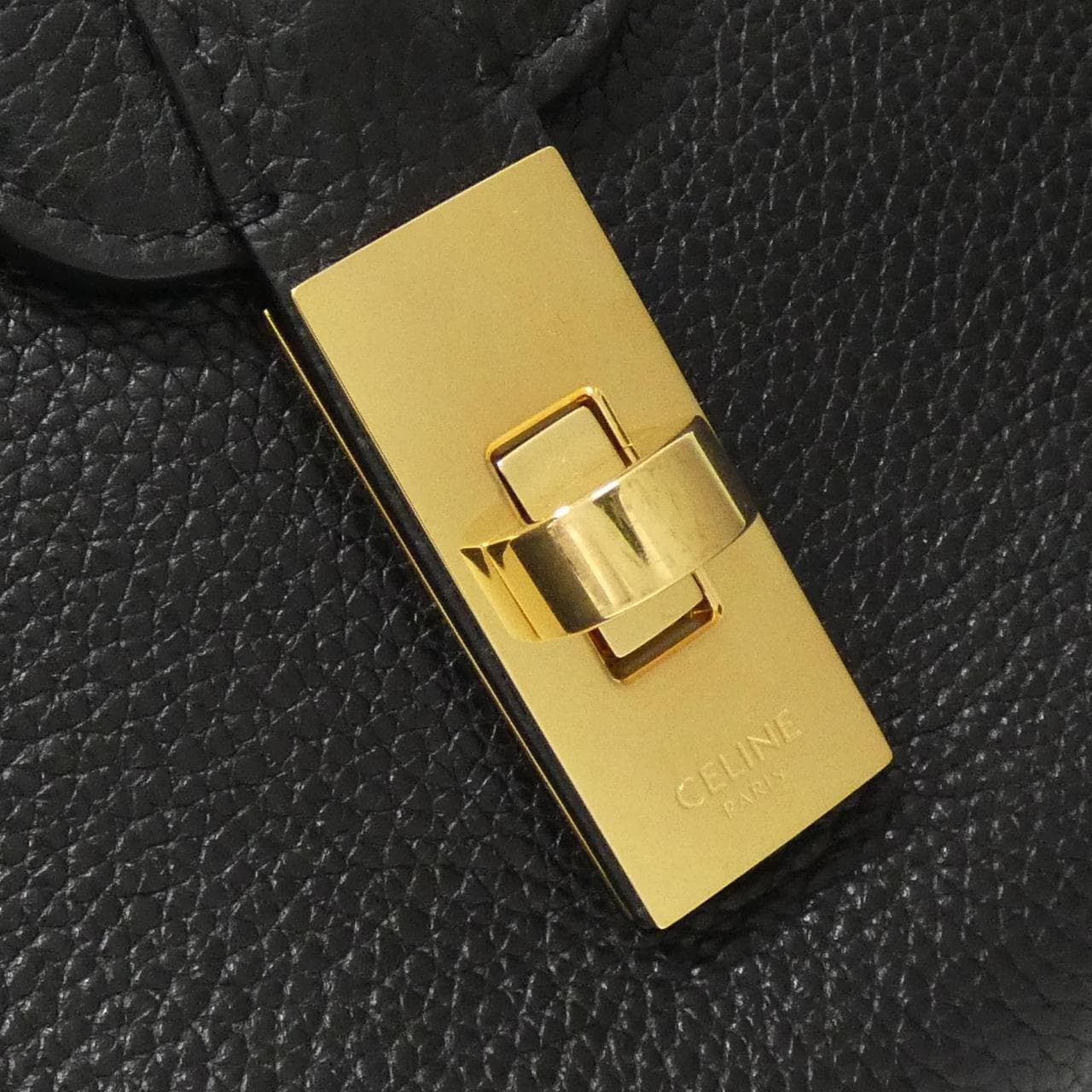 CELINE Teen Soft 16 196853CR8 单肩包