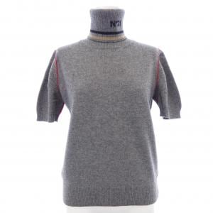 ヌメロヴェントゥーノ N°21 ニット
