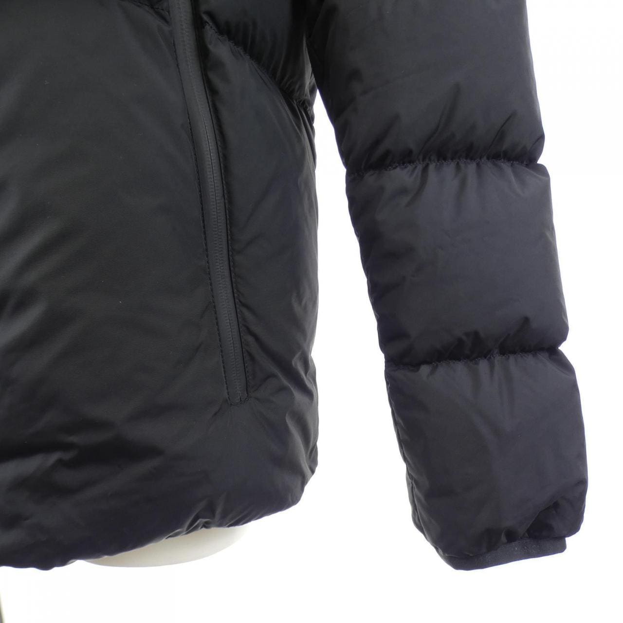 モンクレール MONCLER MONTCLA ダウンジャケット