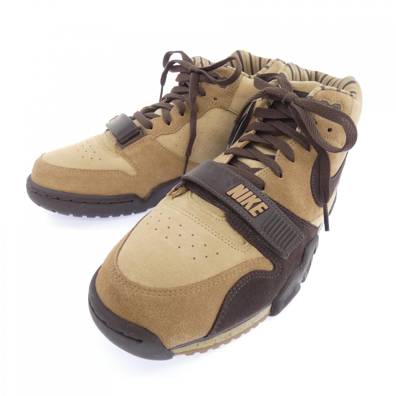 ナイキ NIKE DV6998-200 スニーカー