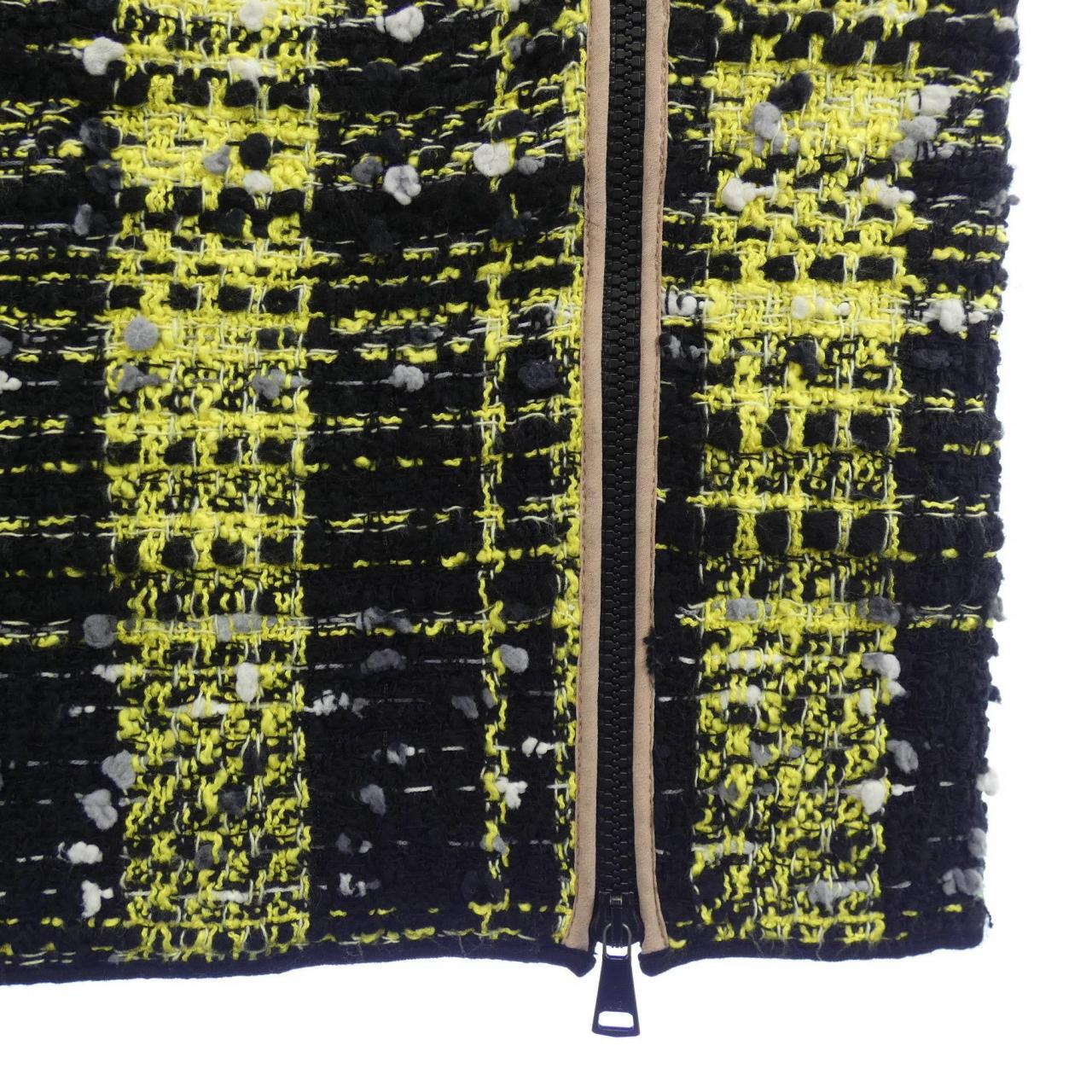 ヌメロヴェントゥーノ N°21 CO53-1052 スカート