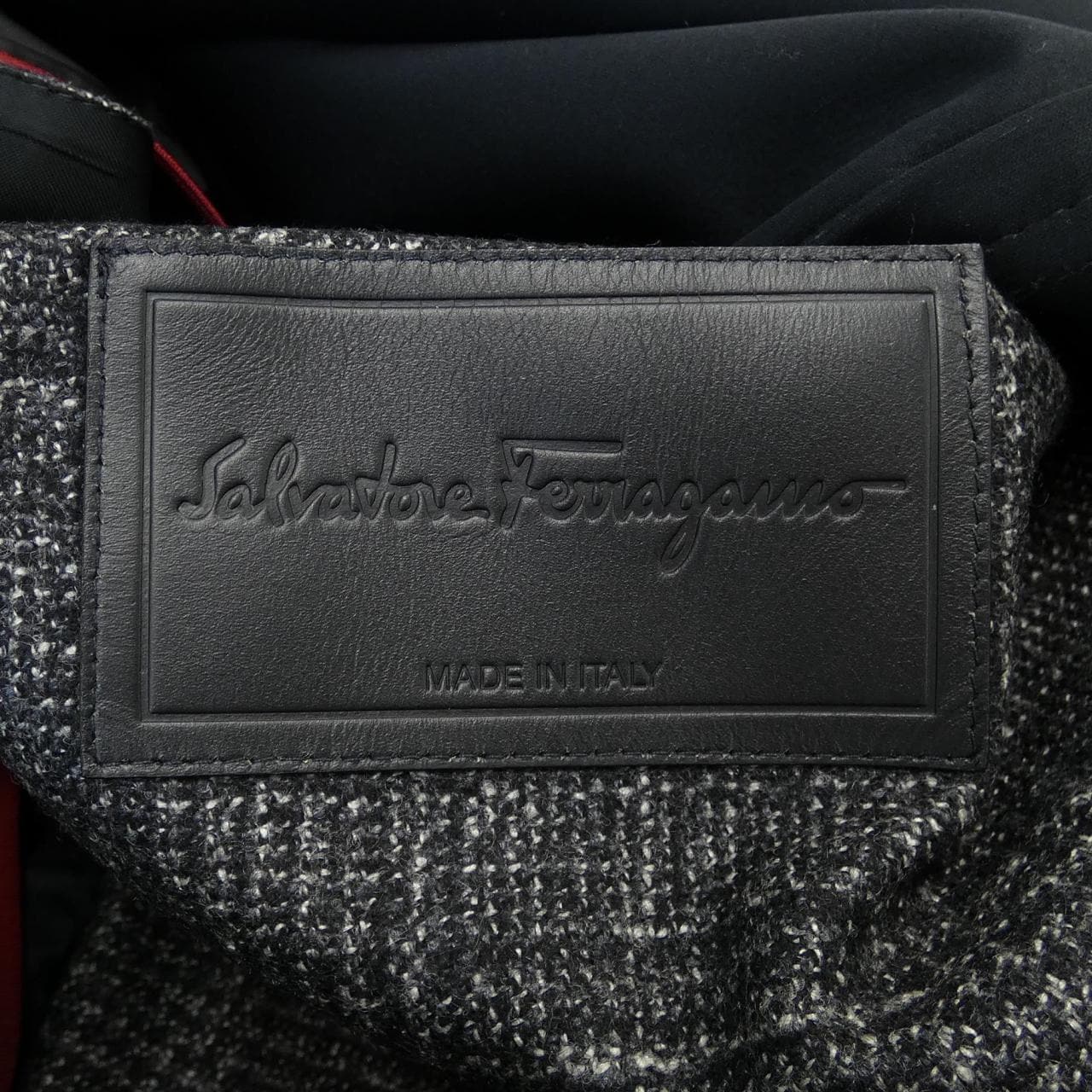 サルヴァトーレフェラガモ SALVATORE FERRAGAMO 142732 コート