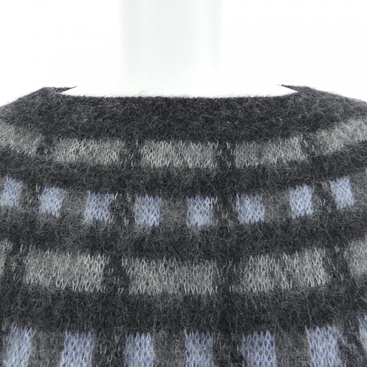 プラダ PRADA 0000ETーZ02ATー00002 ニット