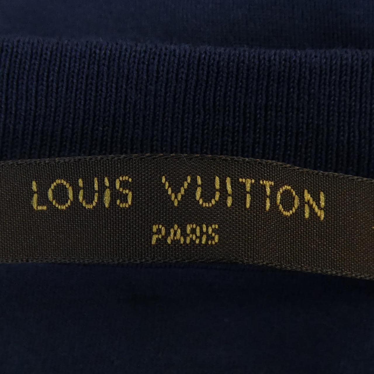 LOUIS VUITTON H5JR71JEZ T恤