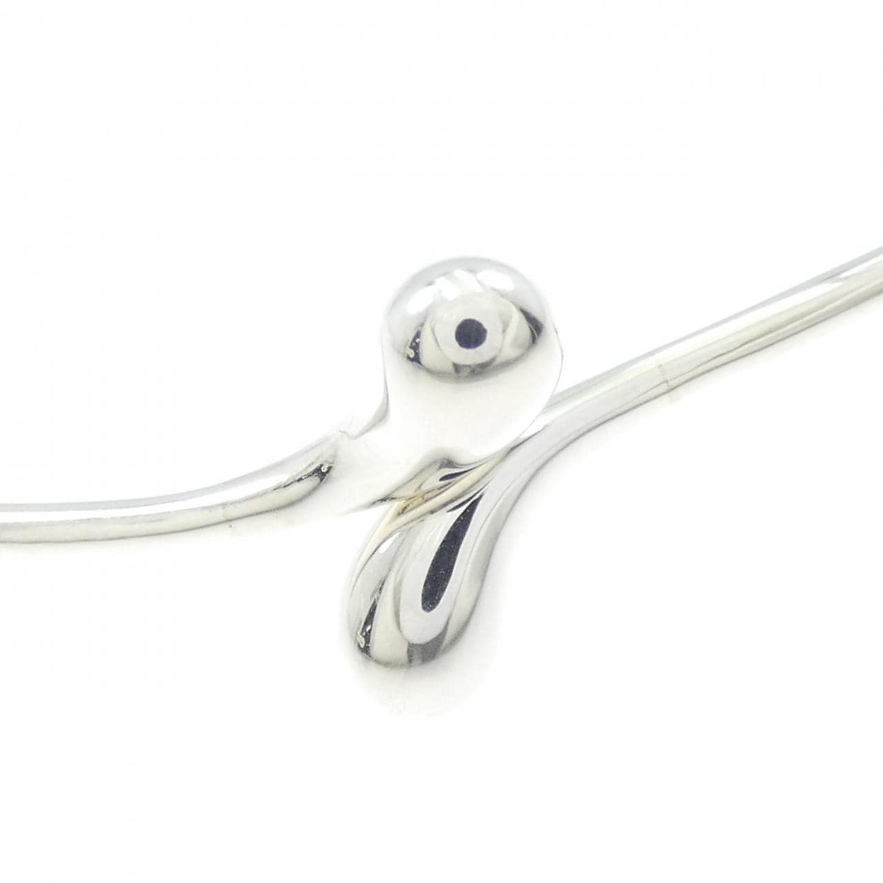 ティファニー ティアドロップ バングル