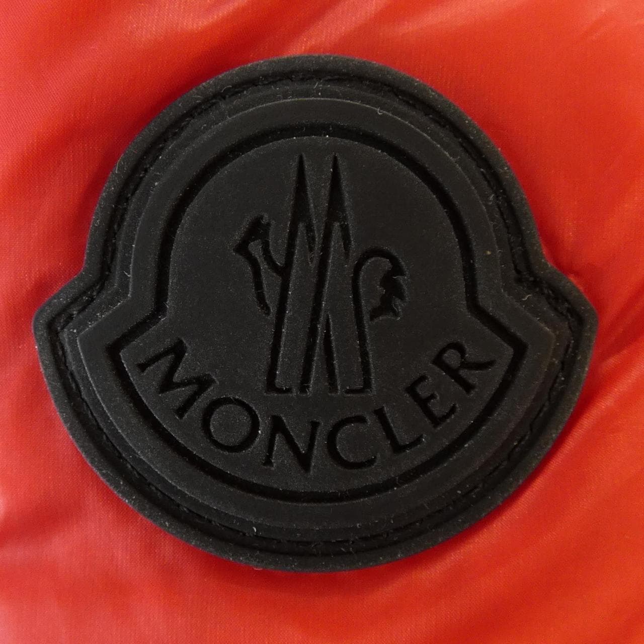 モンクレール MONCLER ダウンジャケット