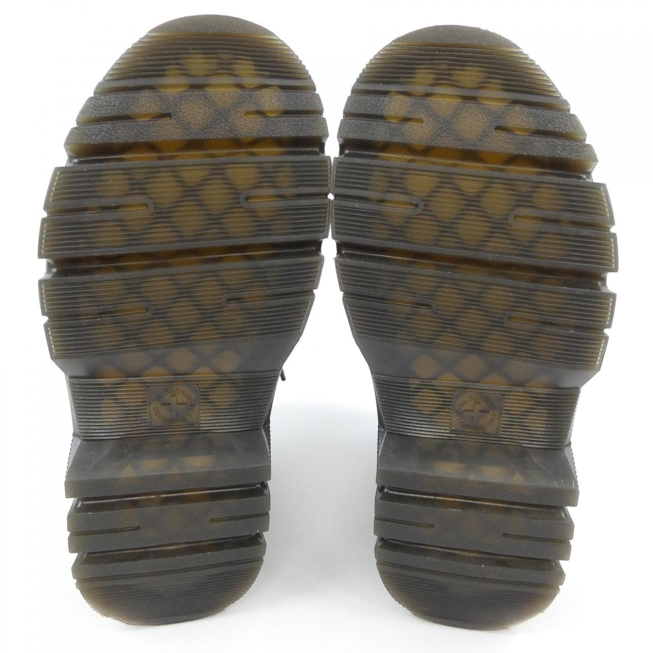 ドクターマーチン DR.MARTENS AW006 ブーツ