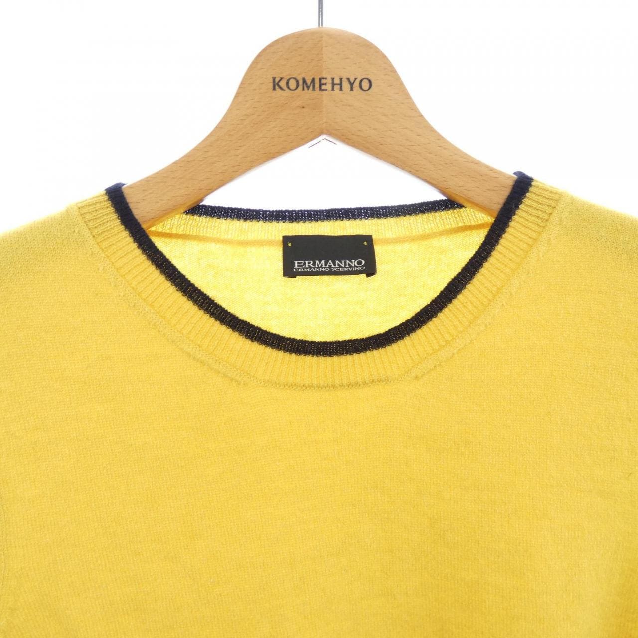 エルマンノシュエルビーノ ERMANNO SCERVINO ベスト