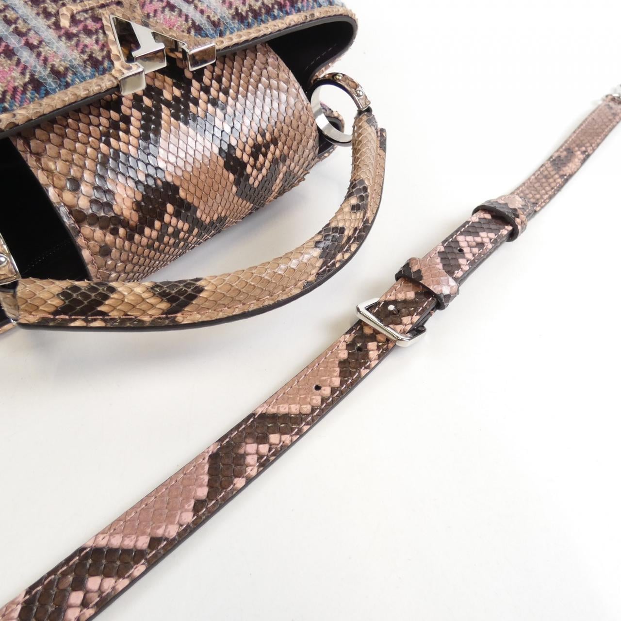 ルイヴィトン エキゾチックレザー カプシーヌBB バッグ