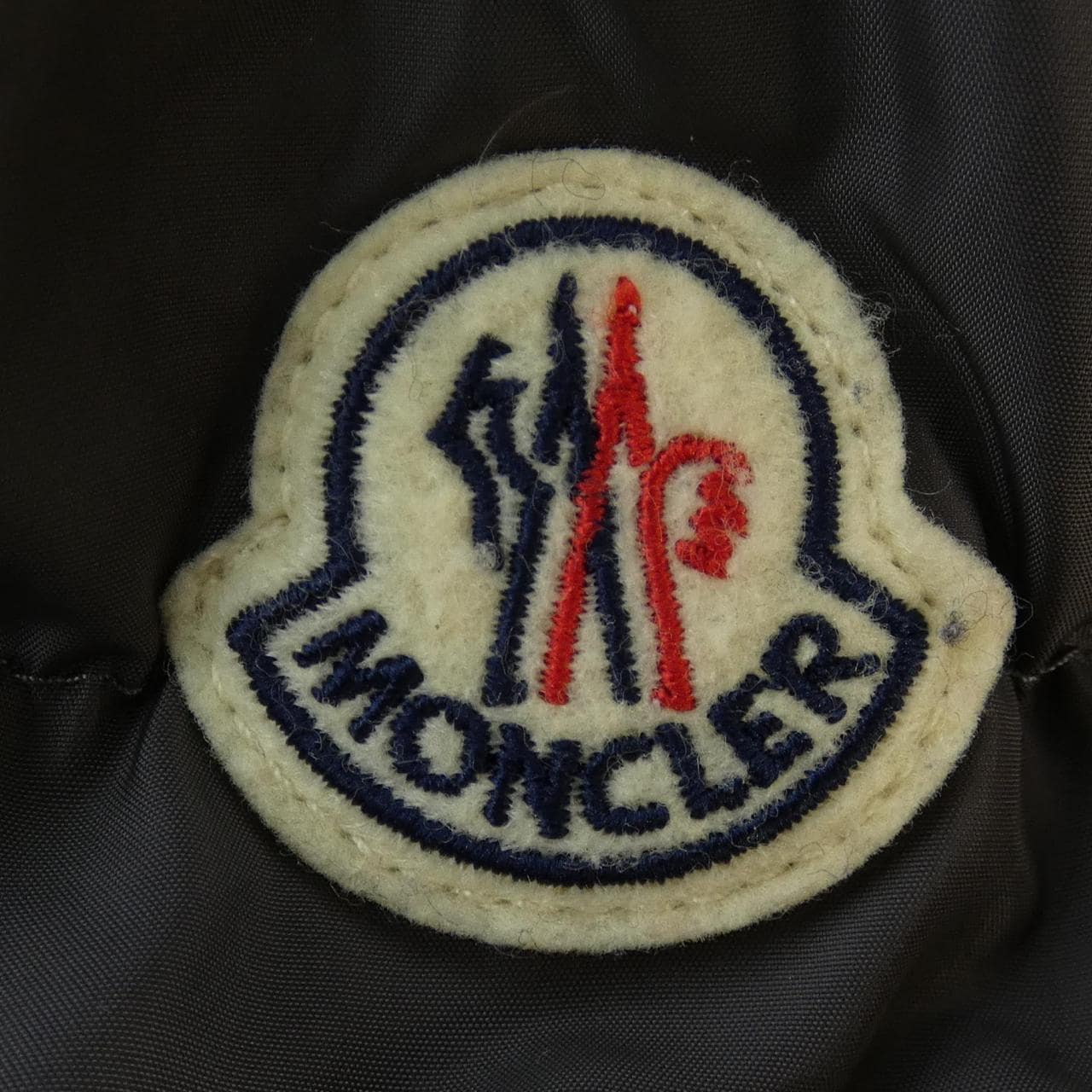 モンクレール MONCLER ダウンコート