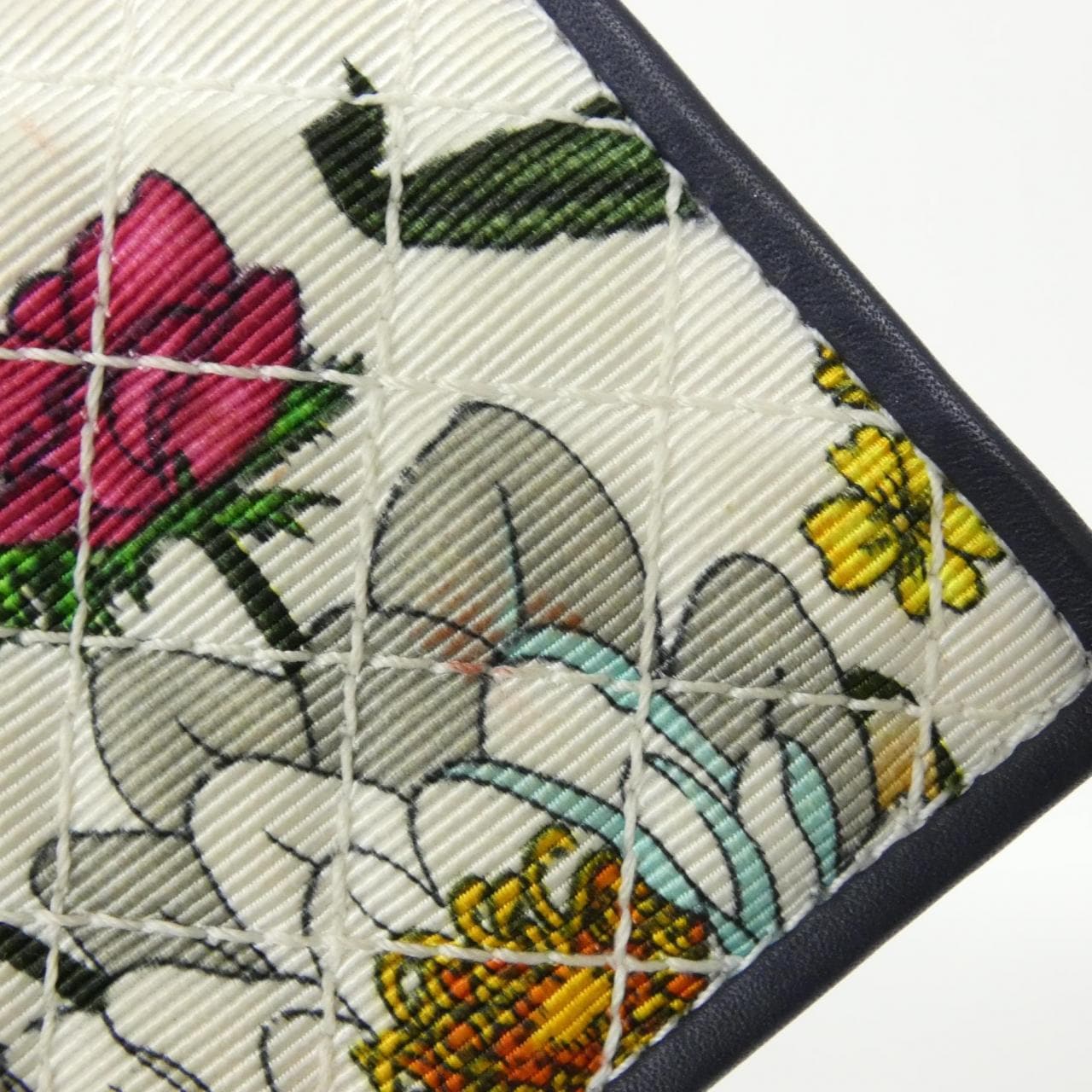 グッチ 536353 財布