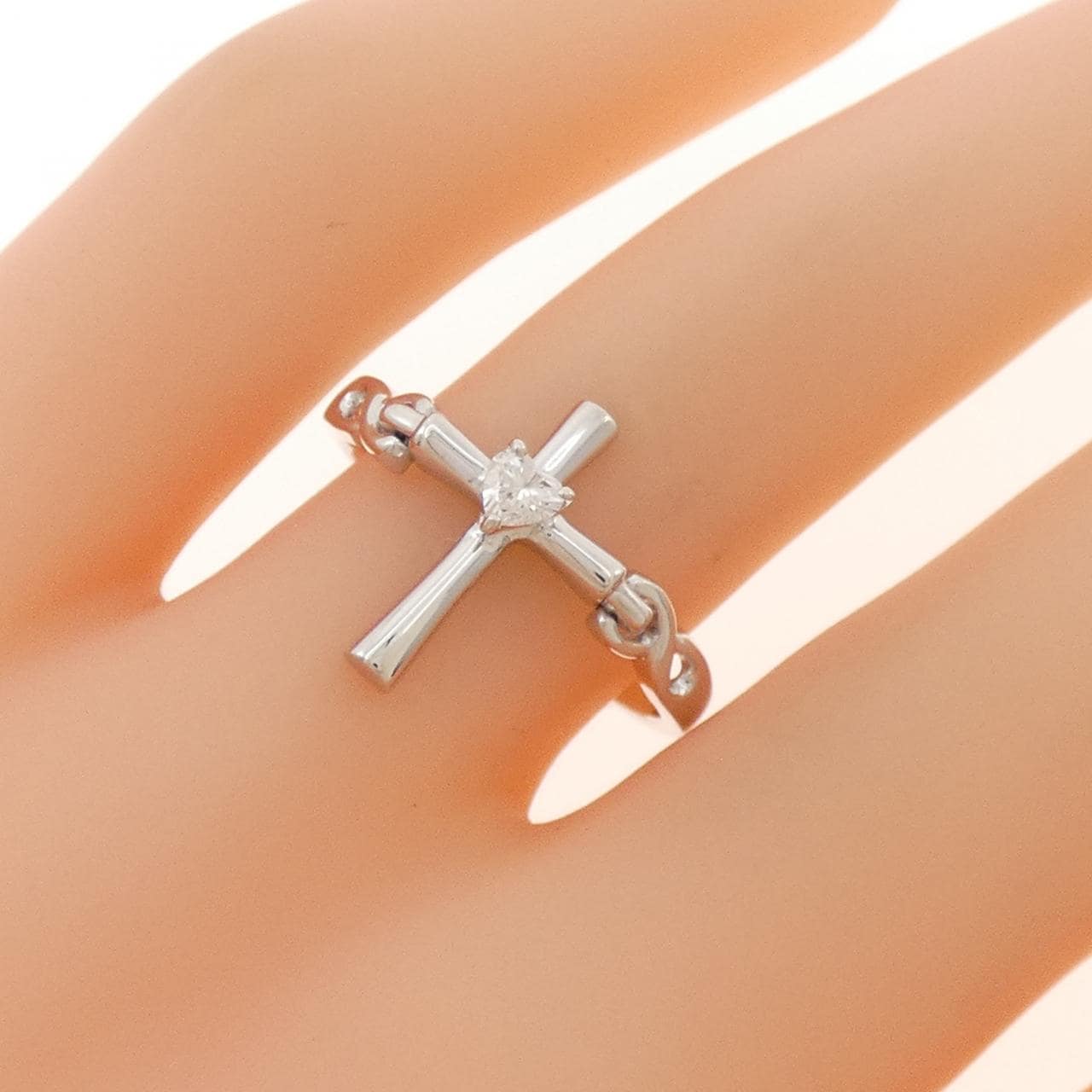 K18WG クロス×ハート ダイヤモンド リング 0.08CT