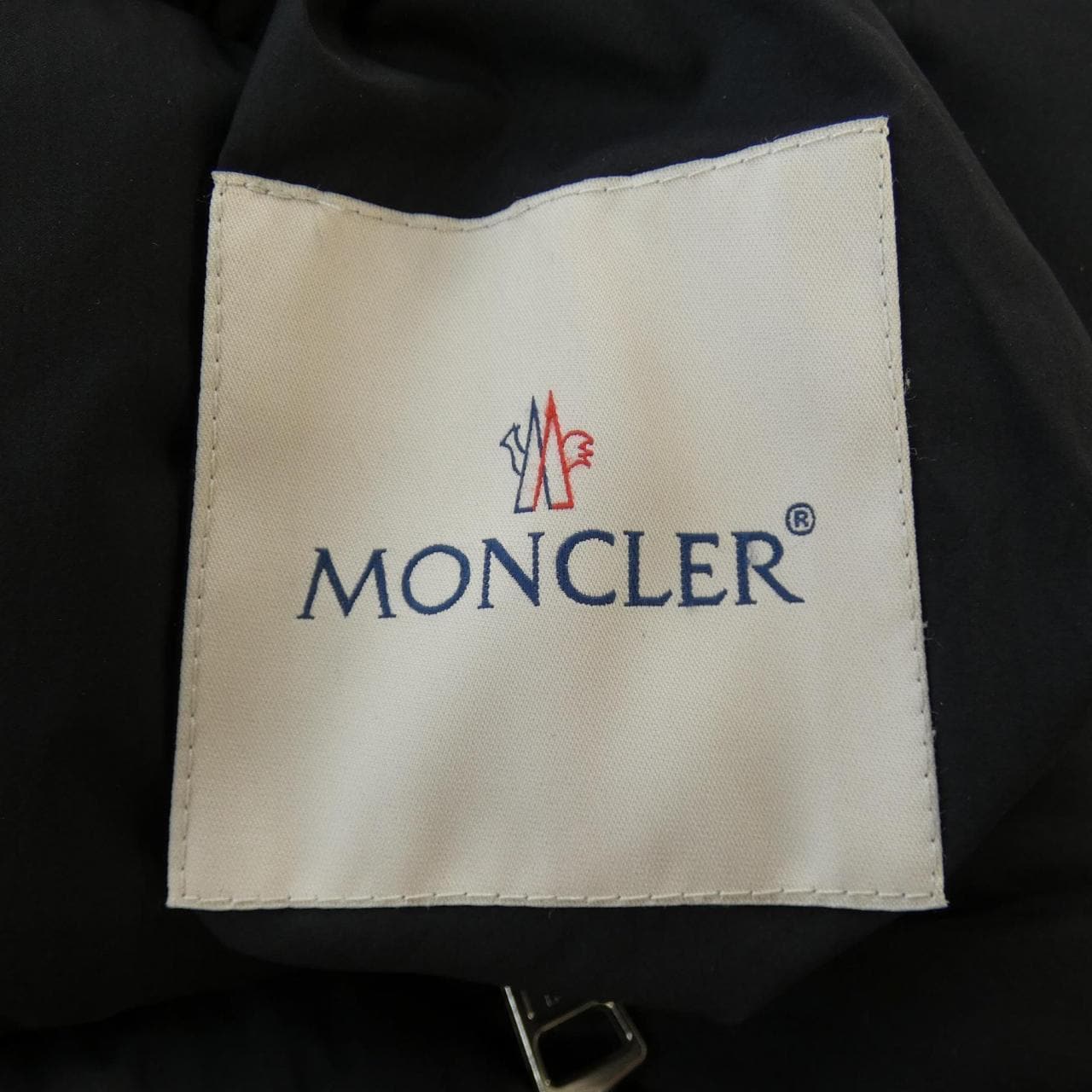 MONCLER蒙克勒羽绒服