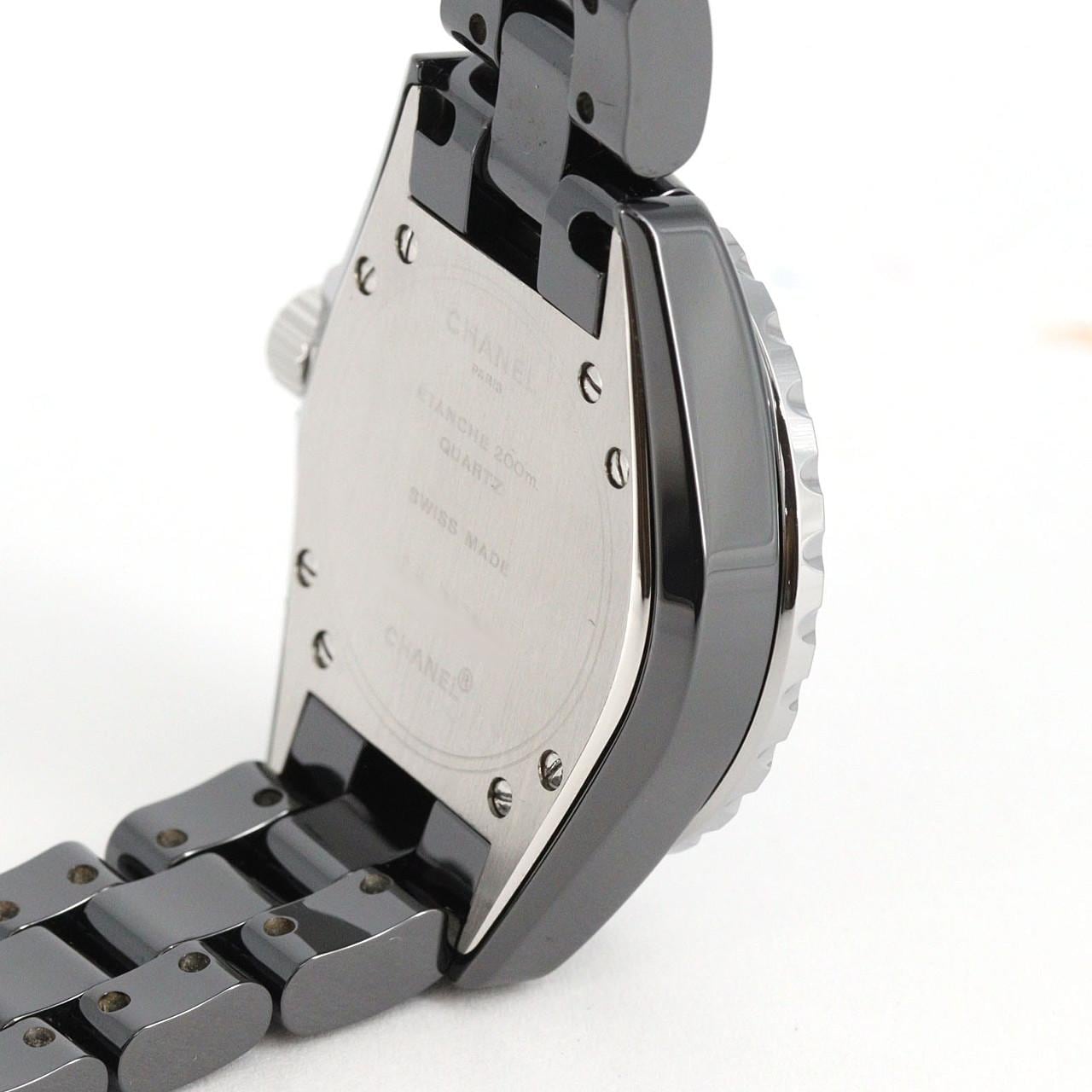 シャネル J12 33mmセラミック H0682 セラミック クォーツ