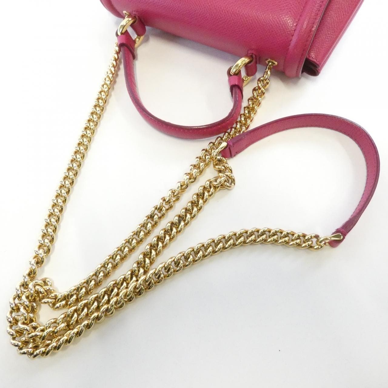 サルヴァトーレフェラガモ 21 G646 バッグ