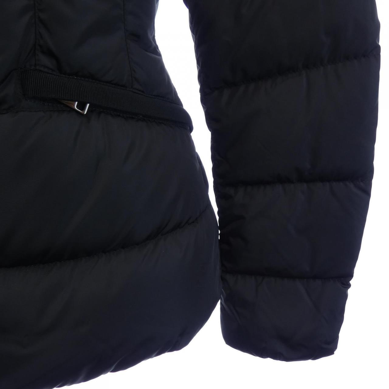 モンクレール MONCLER AVOCE ダウンジャケット