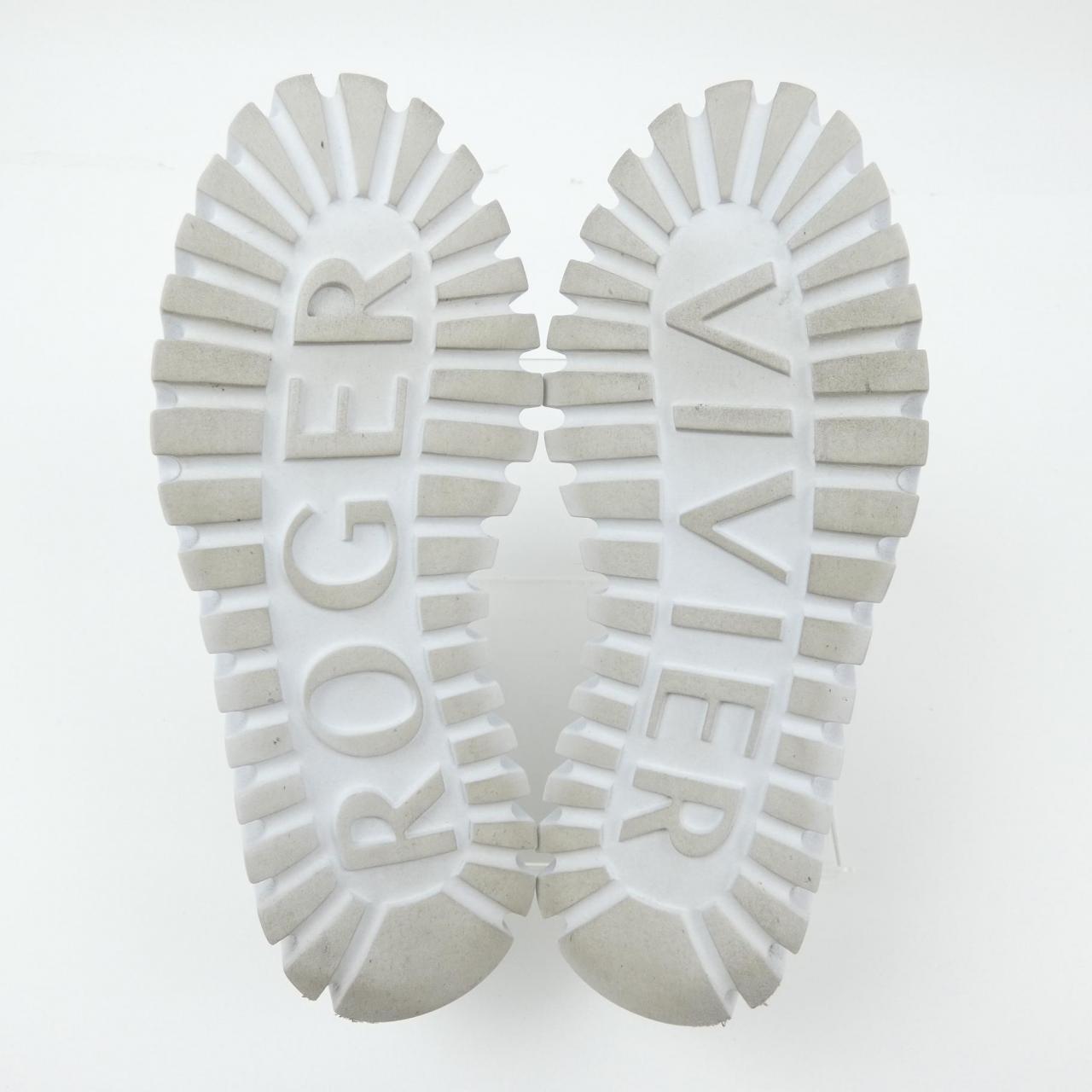 ロジェヴィヴィエ ROGER VIVIER スニーカー