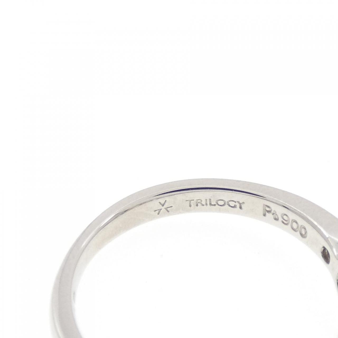 トリロジー ダイヤモンド ピンキー リング 0.505CT