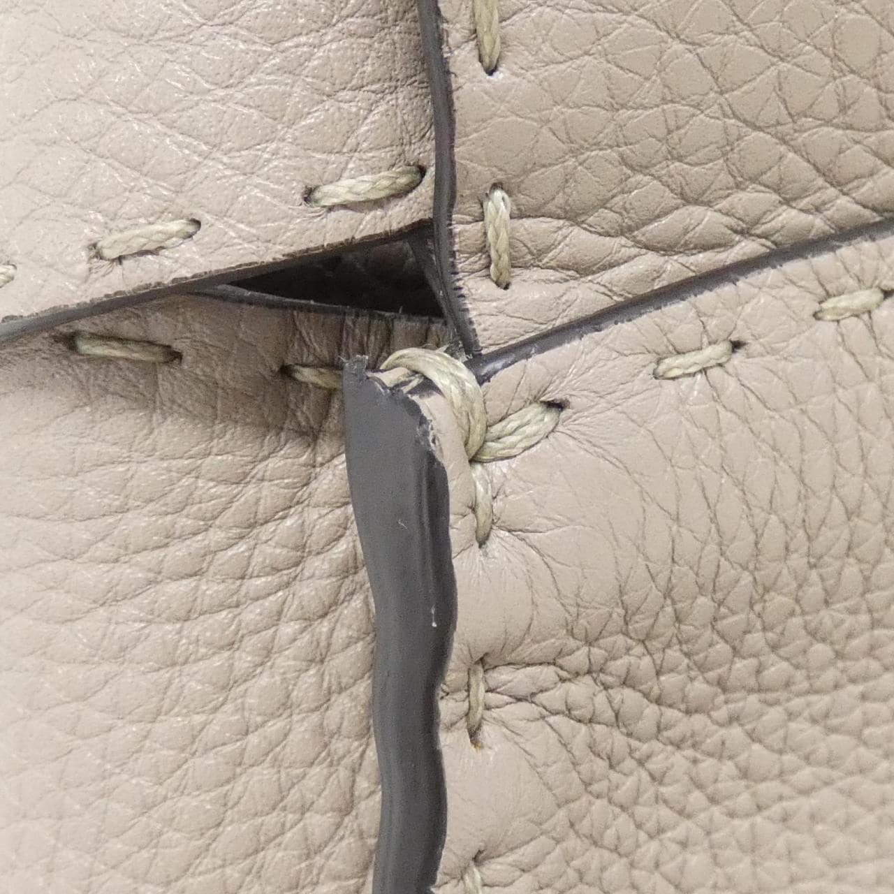 フェンディ SELLERIA ピーカブー 8BN290 1RM バッグ