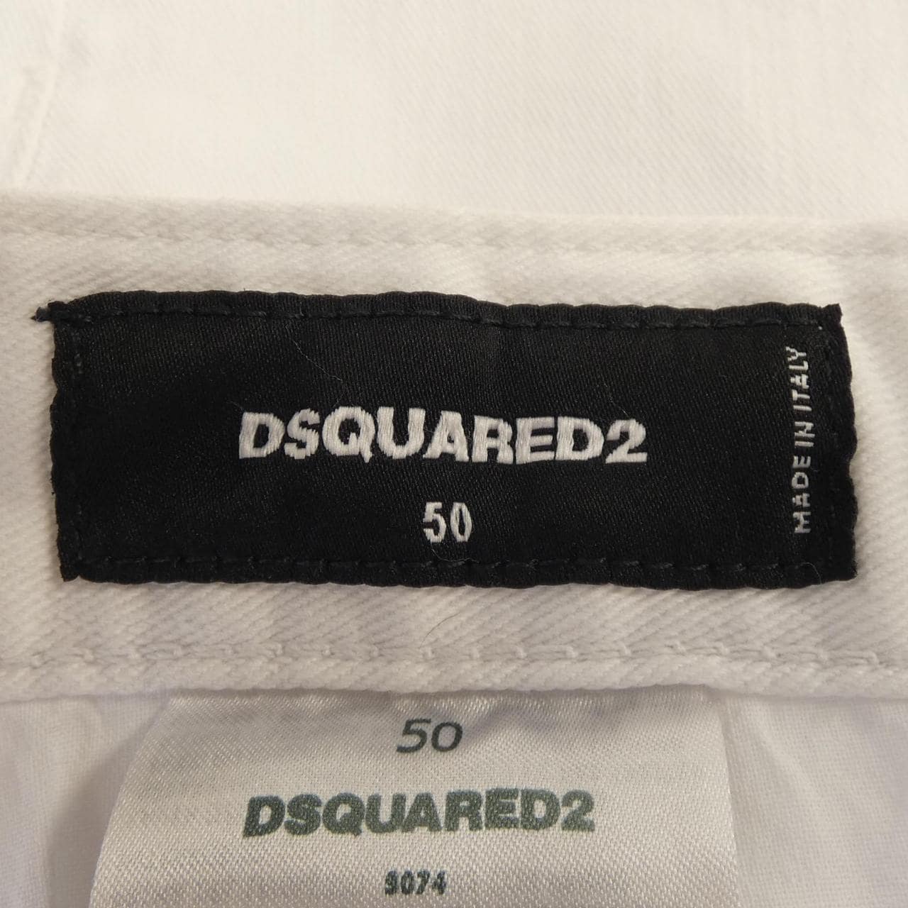 ディースクエアード DSQUARED2 S74LB1379 ジーンズ