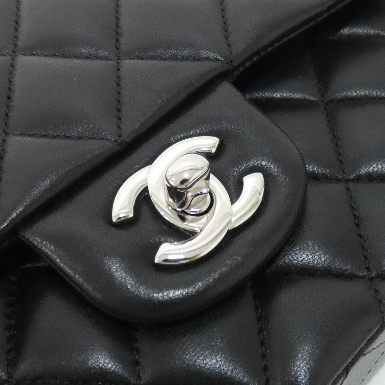 シャネル 1112 ショルダーバッグ