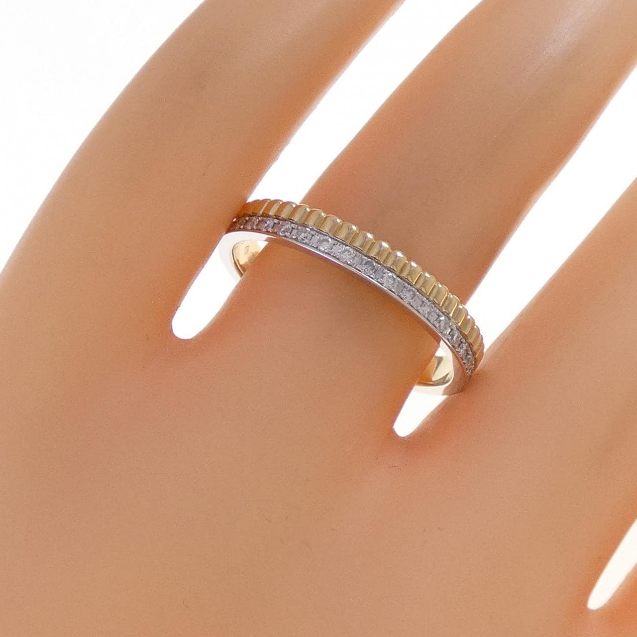 ブシュロン キャトル ラディアント リング