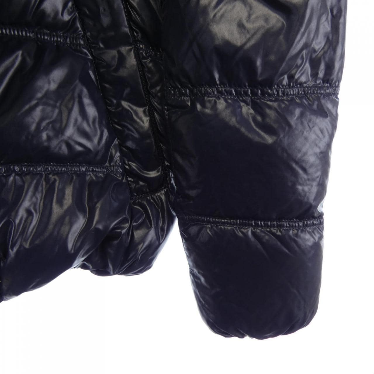 デュベティカ DUVETICA ダウンジャケット