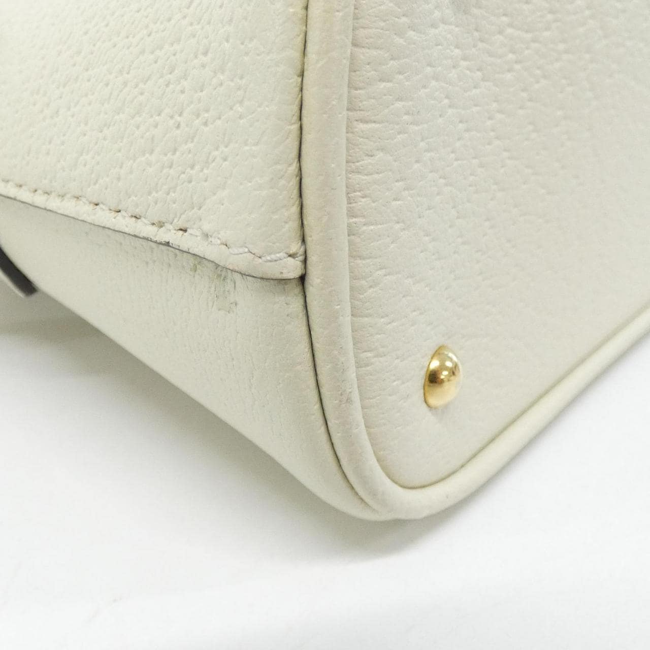 グッチ DIANA 715775 DJ24G バッグ