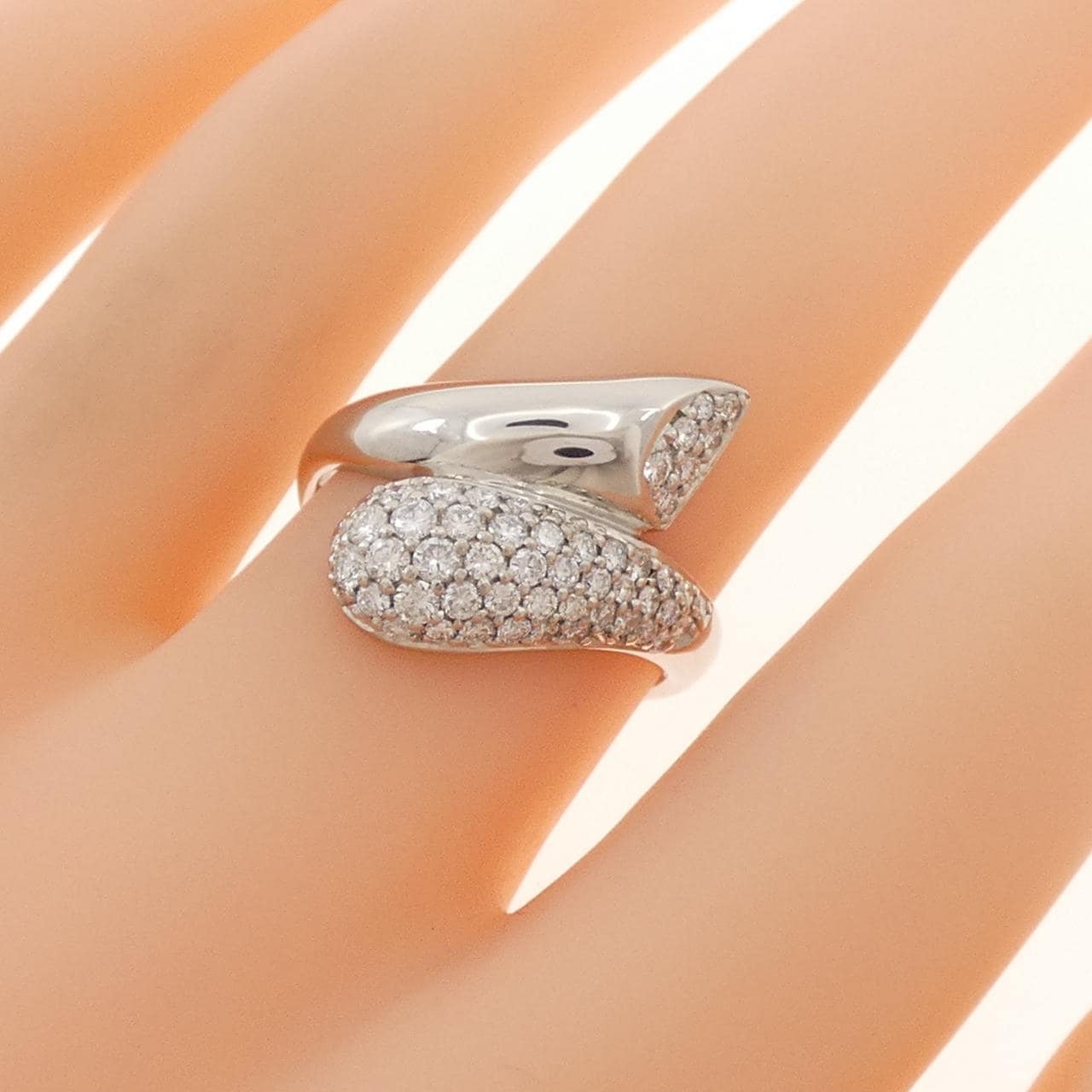 PT900 ダイヤモンド リング 0.70CT