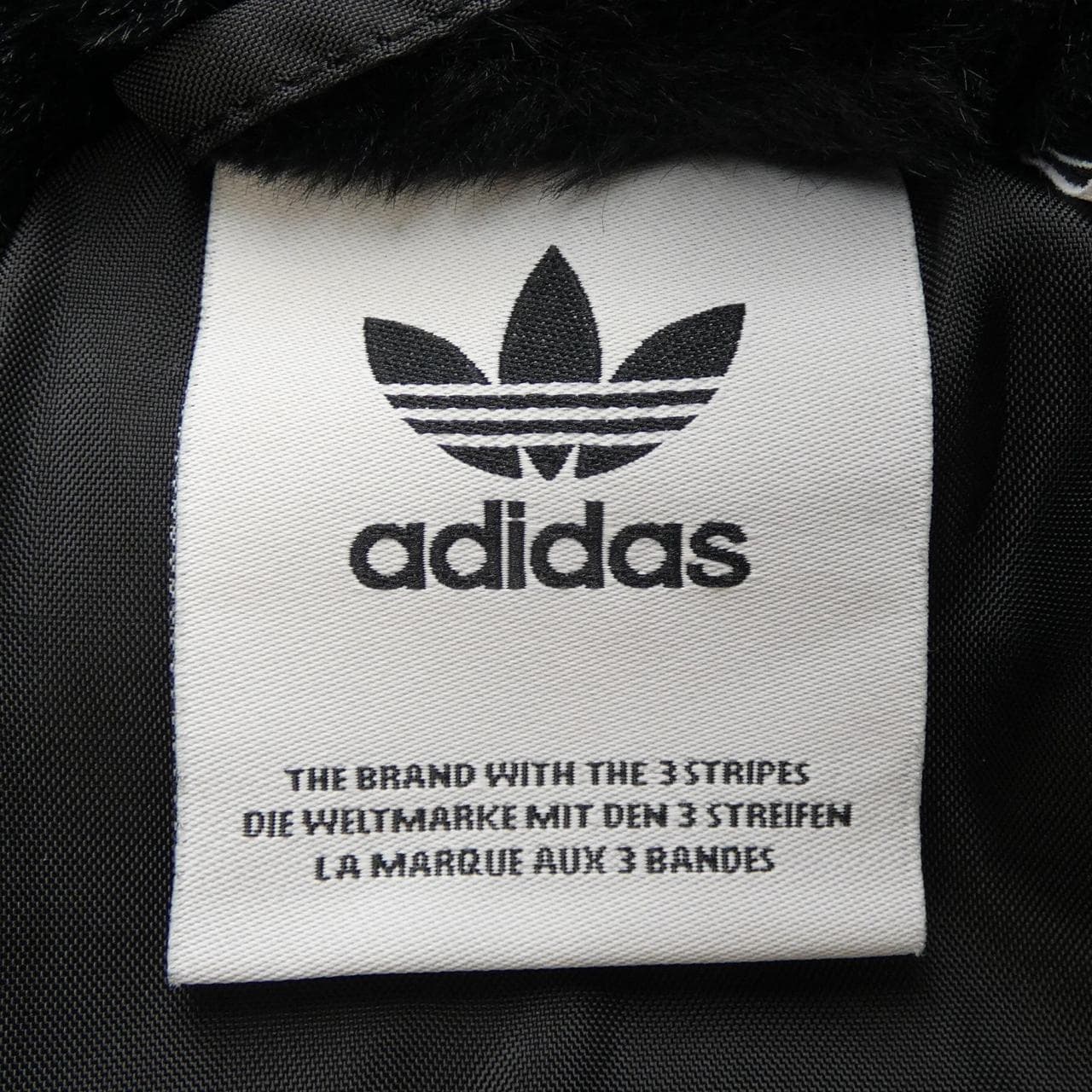 アディダス ADIDAS HC0323 ジャケット