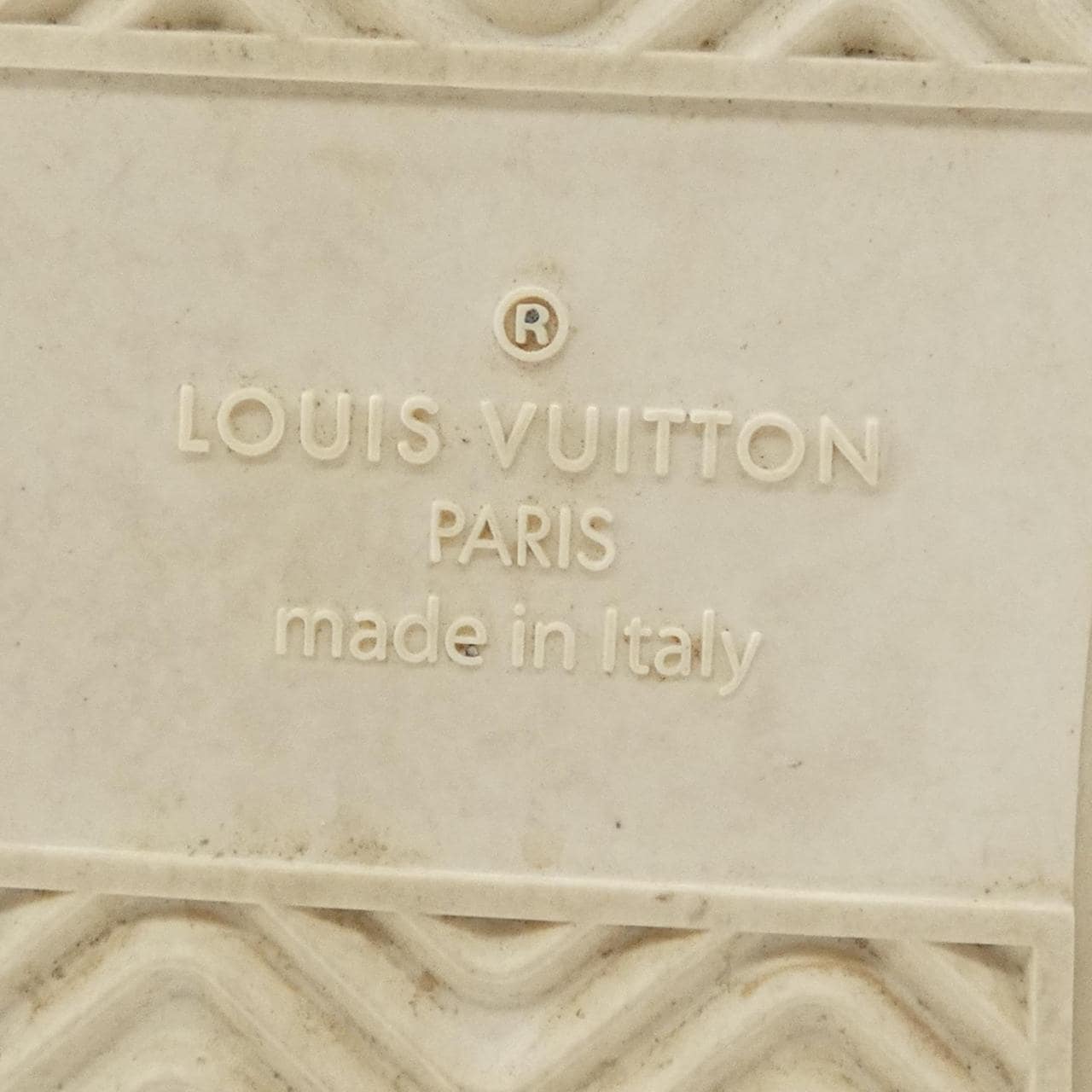 ルイヴィトン LOUIS VUITTON スニーカー