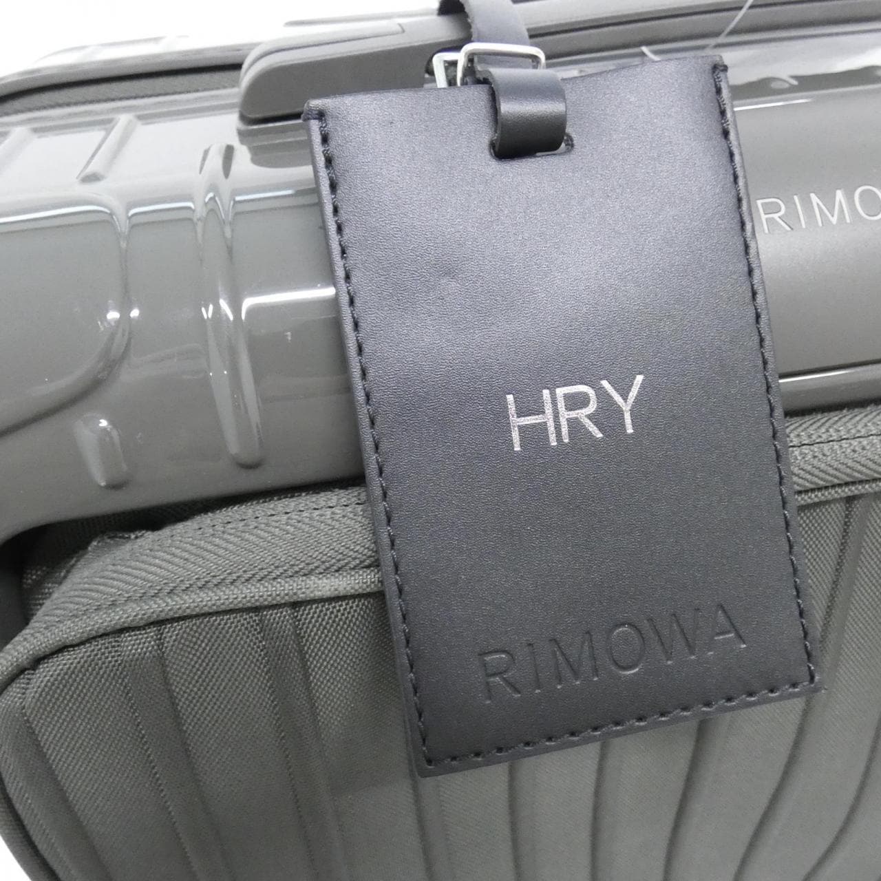 リモワ ESSENTIAL SLEEVE コンパクト 31L 84240834 キャリーバッグ