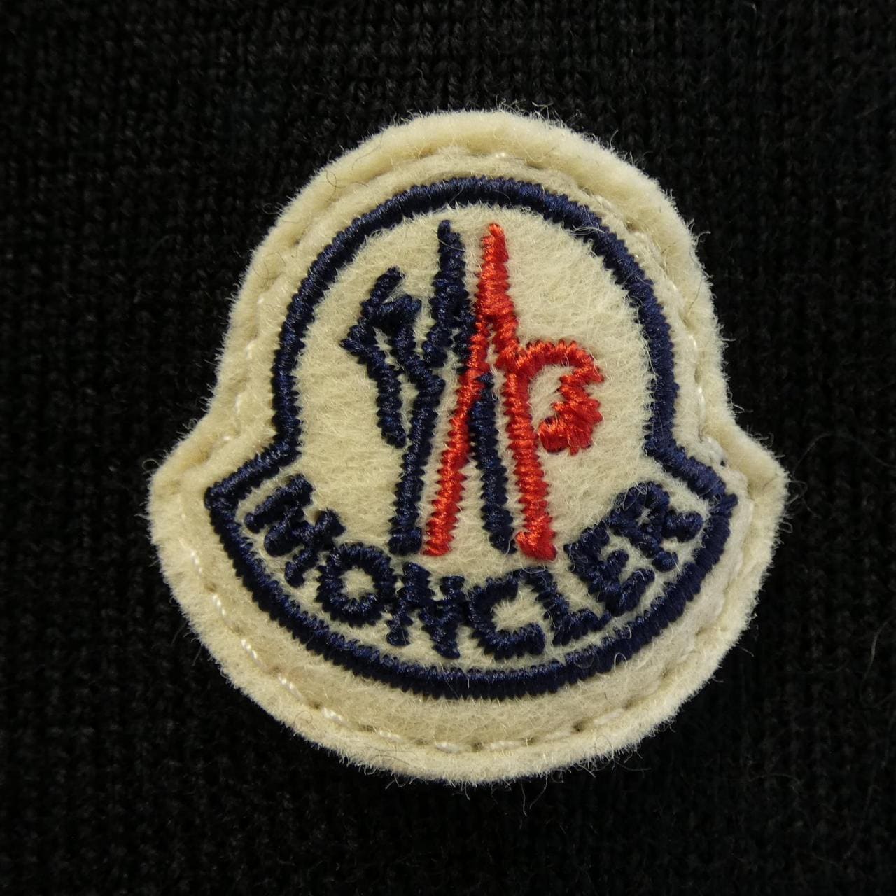 【新品】モンクレール MONCLER 20939B00023 ダウンジャケット
