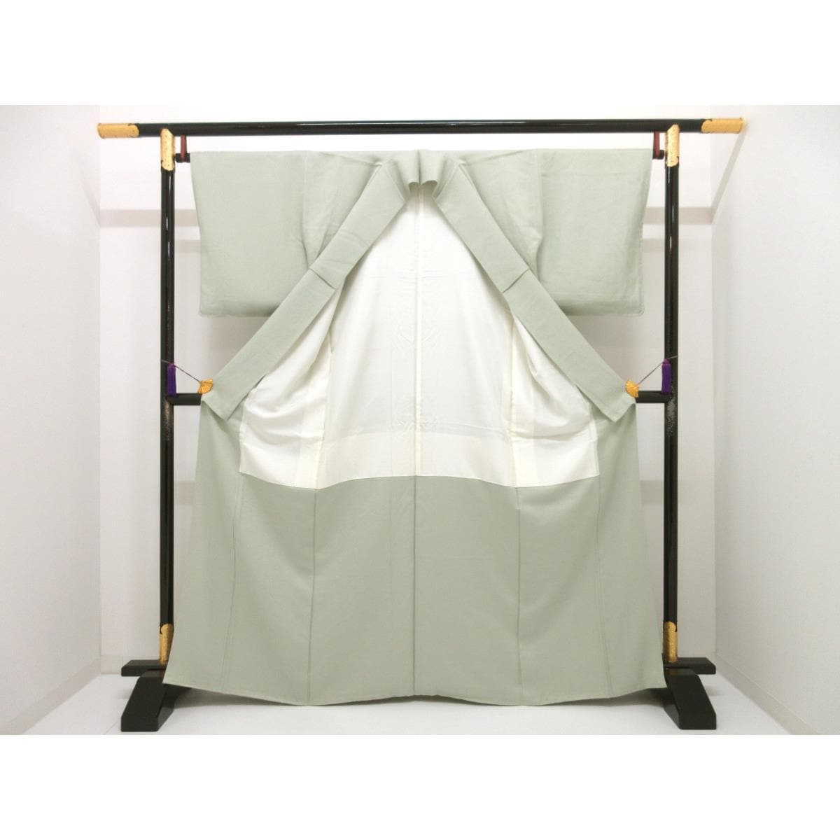 【未使用品】色無地　毎田仁郎　三ツ柏