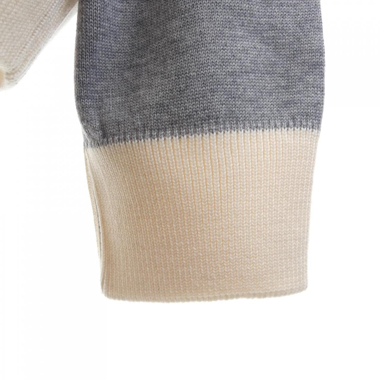 メゾンキツネ MAISON KITSUNE HU00542KT1036 カーディガン