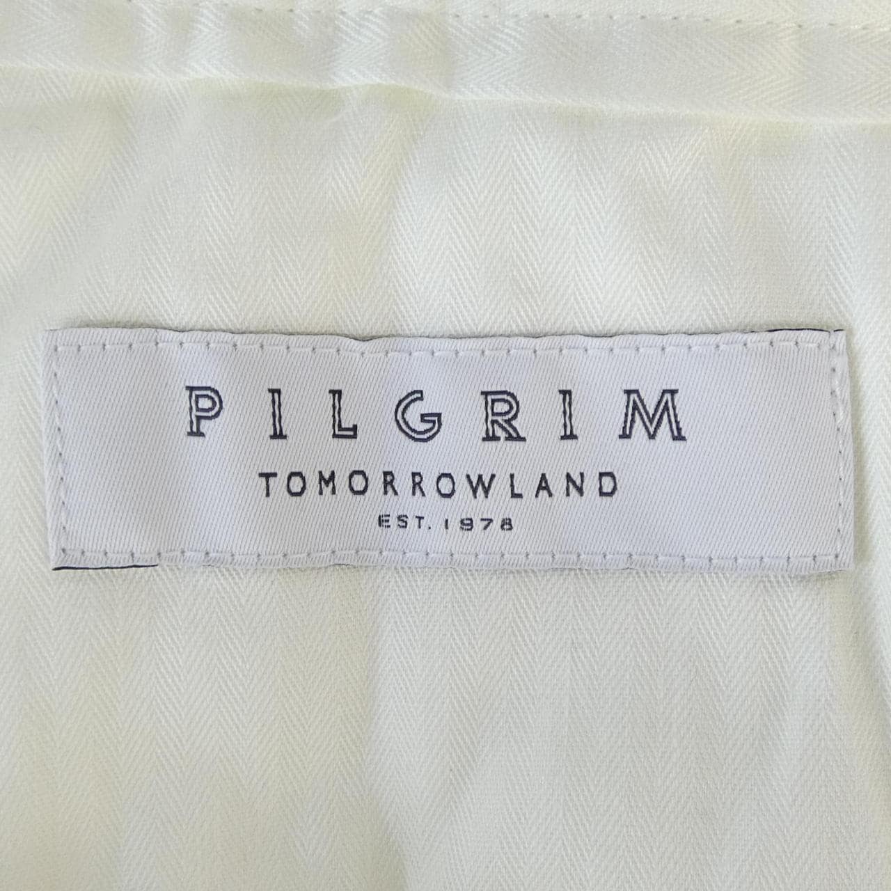 トゥモローランドピルグリム TOMORROWLAND PILGRIM パンツ