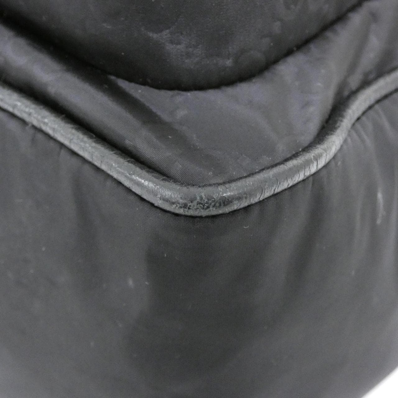 グッチ 510334 K28AN ショルダーバッグ