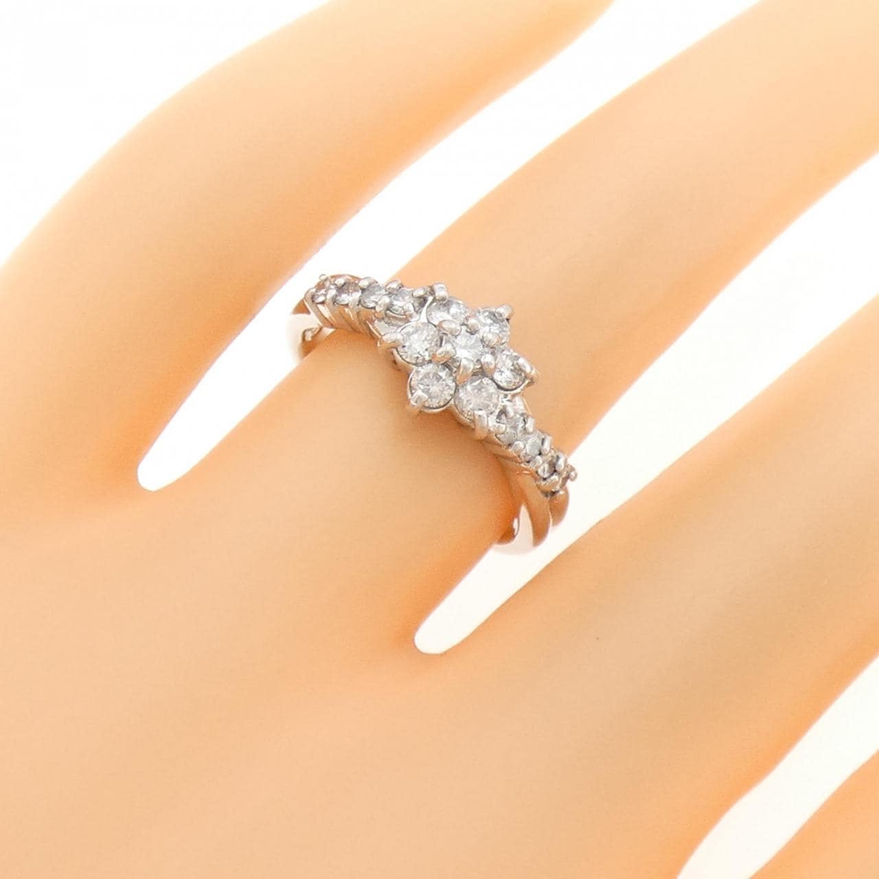 PT フラワー ダイヤモンド リング 0.53CT