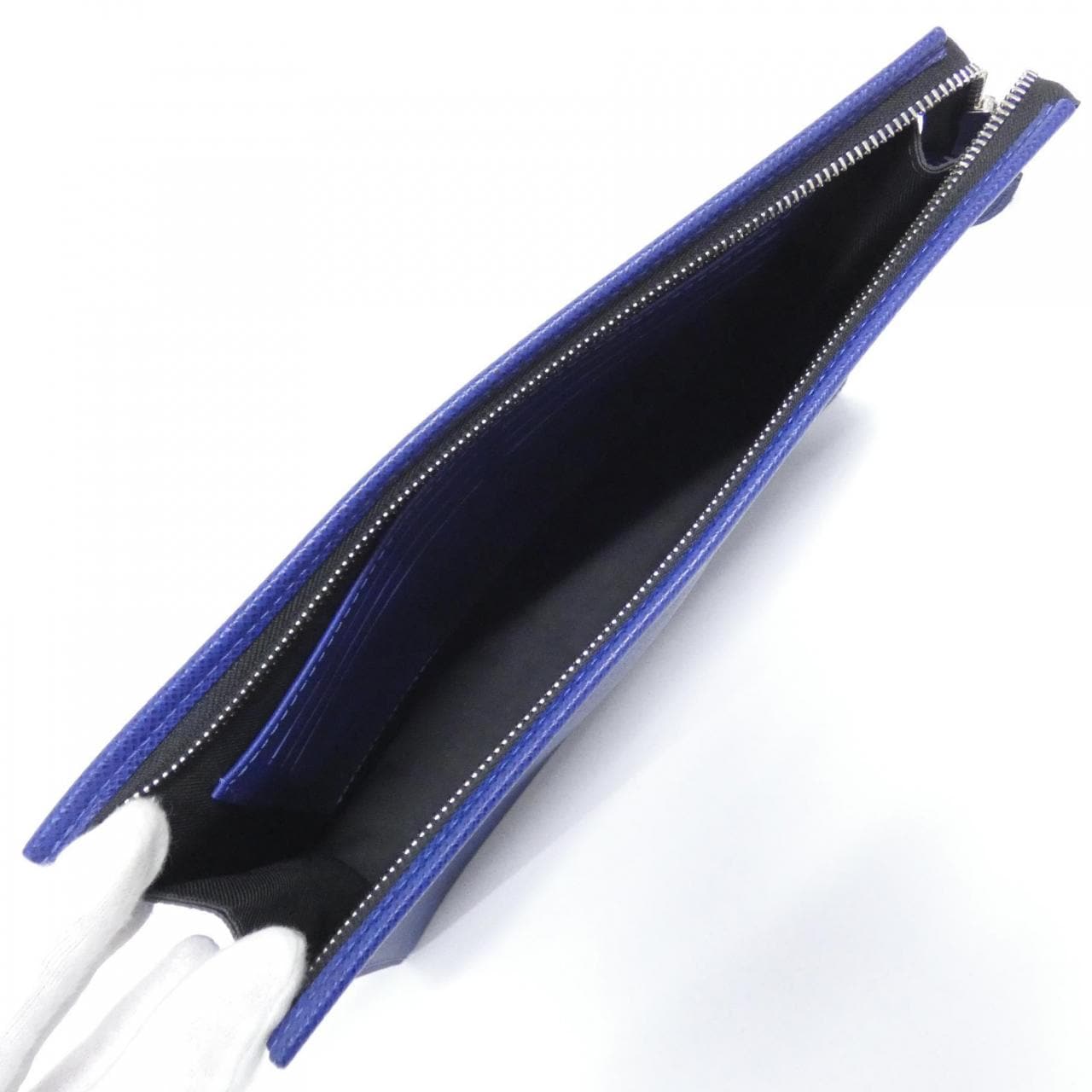 ルイヴィトン タイガ ラマ ポシェット ヴォワヤージュ MM M30423 バッグ